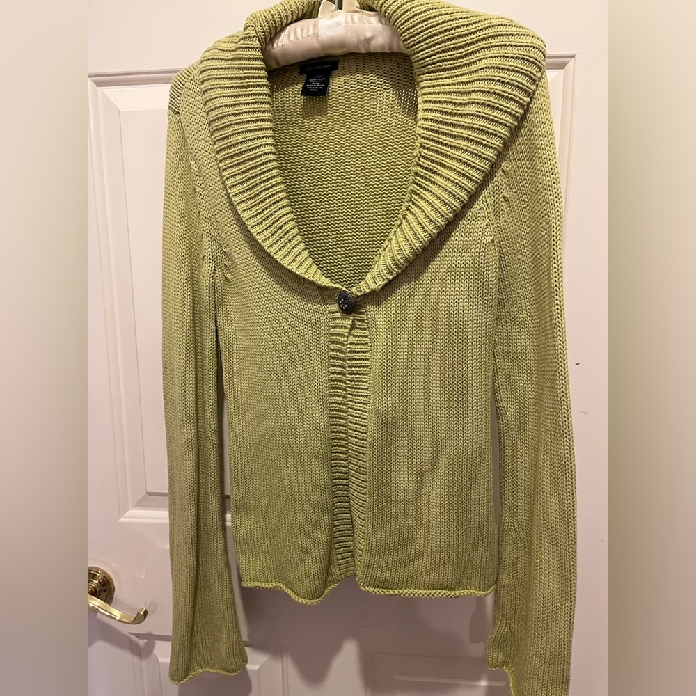 Cardigan sweater